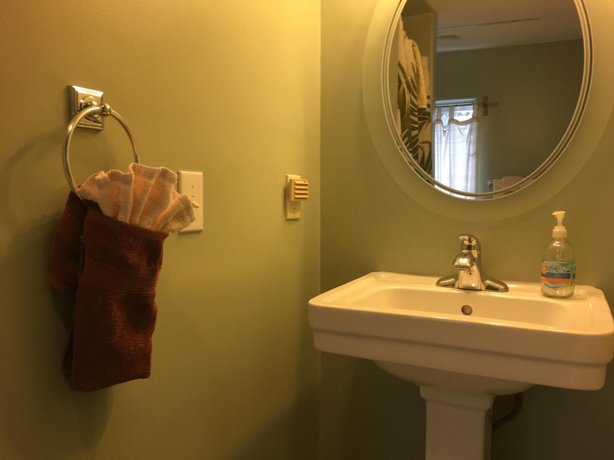 ハワイアン・オーシャン・ビュー レイラニ ベッド アンド ブレックファースト Bed & Breakfast エクステリア 写真